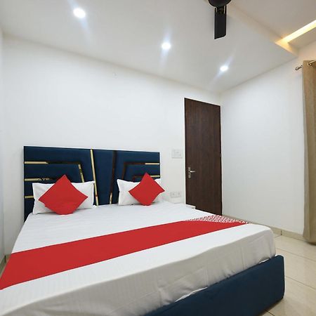 Hotel O Empire State Delhi  Exterior photo