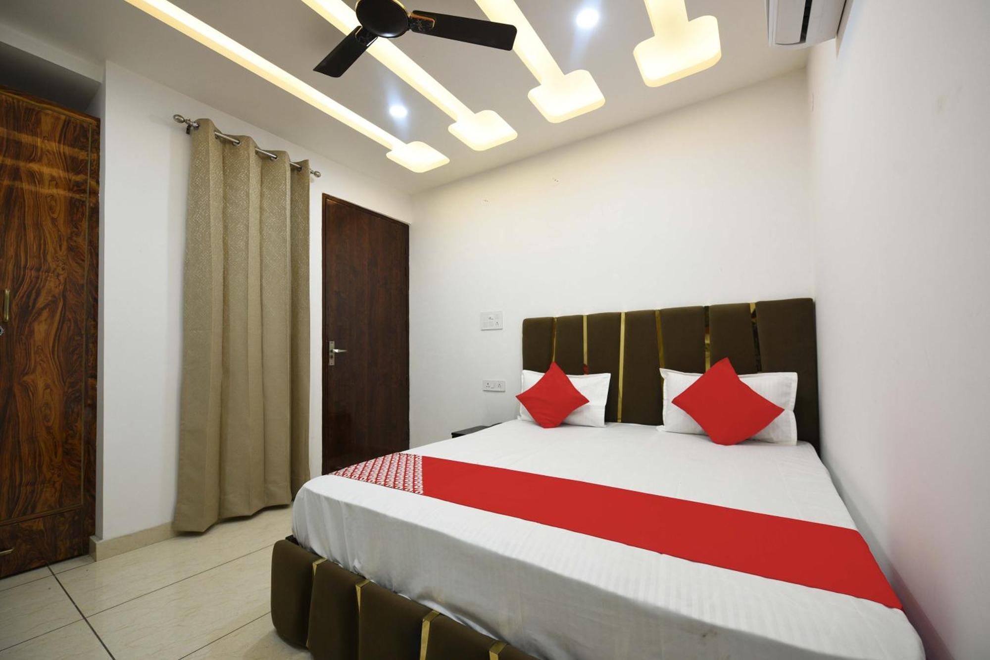 Hotel O Empire State Delhi  Exterior photo