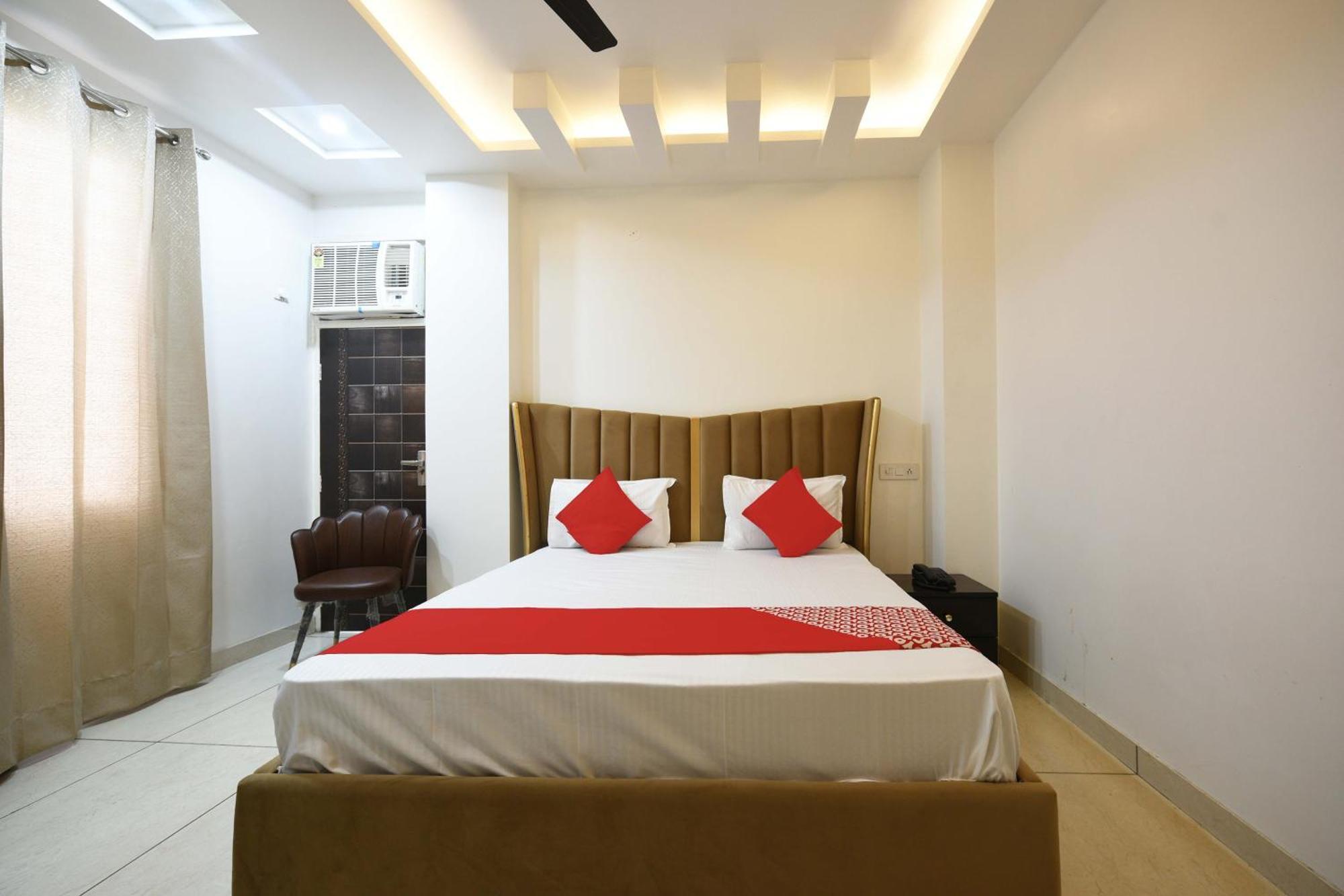 Hotel O Empire State Delhi  Exterior photo